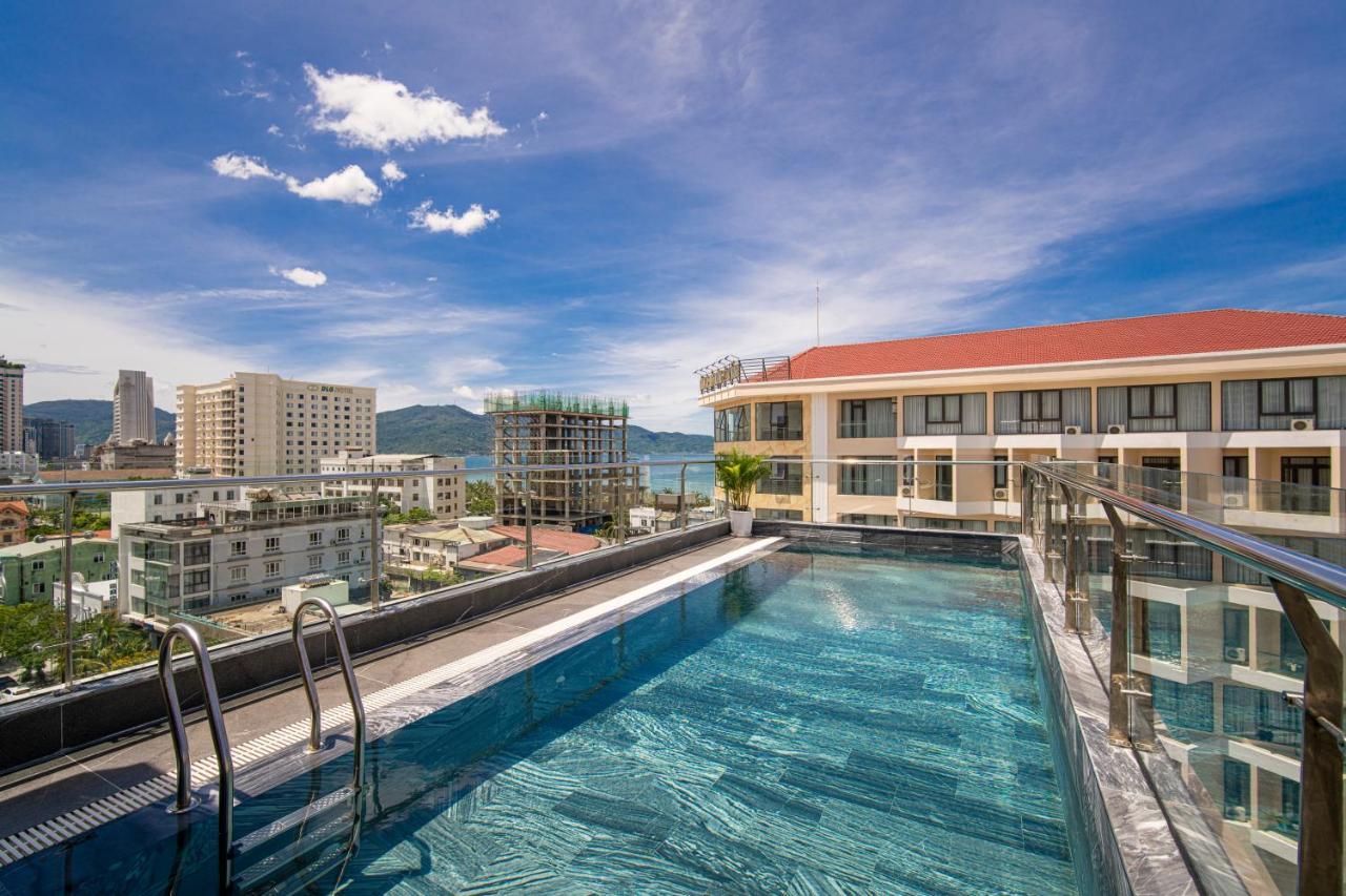 Sea Wind Hotel By Thg Đà Nẵng Exterior foto