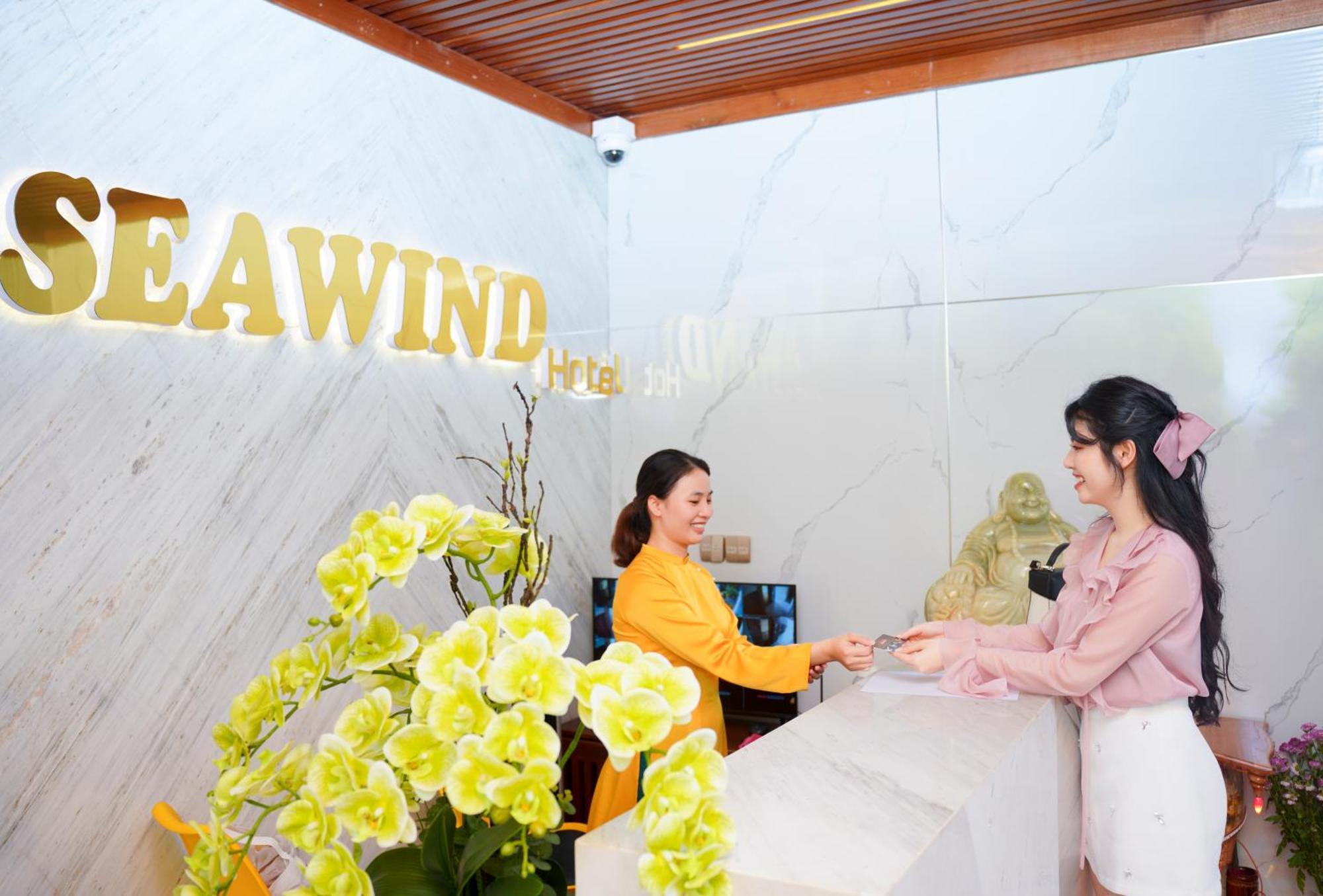 Sea Wind Hotel By Thg Đà Nẵng Exterior foto